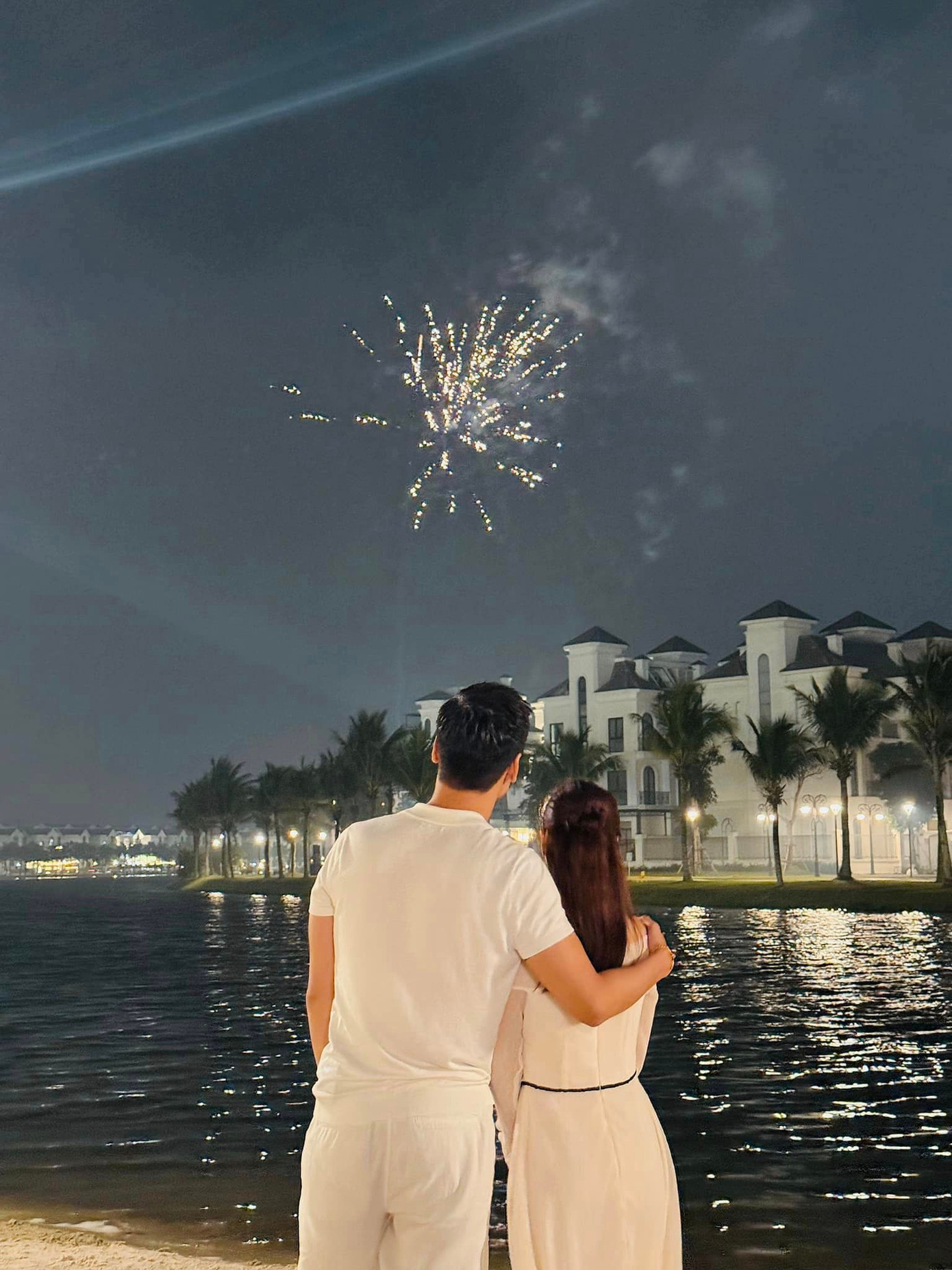 Dương và Lâm có cái kết viên mãn. Dương và Lâm có cái kết viên mãn.