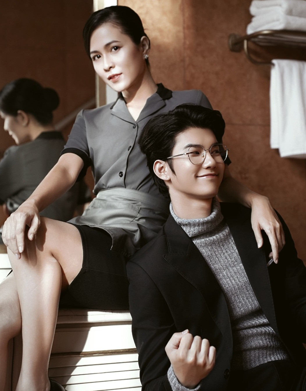 Mẹ Lao Công Học Yêu gây tranh cãi vì kịch bản quá vô lý.