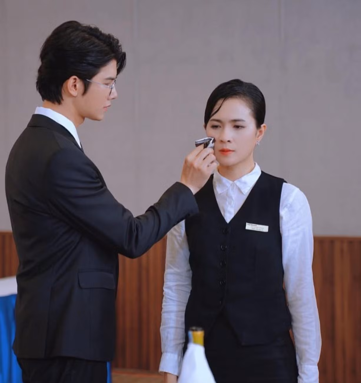 Thân thế của nữ chính Mỹ Hằng khiến khán giả cạn lời. Thân thế của nữ chính Mỹ Hằng khiến khán giả cạn lời.
