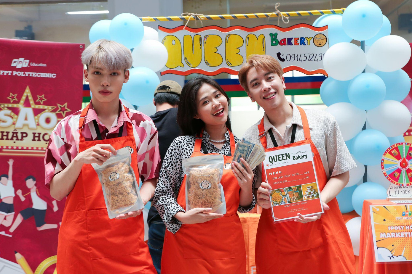 Các quầy bán hàng do sinh viên FPT Polytechnic tổ chức - Mỗi lần đến lại thấy “nó lạ lắm” Các quầy bán hàng do sinh viên FPT Polytechnic tổ chức - Mỗi lần đến lại thấy “nó lạ lắm”