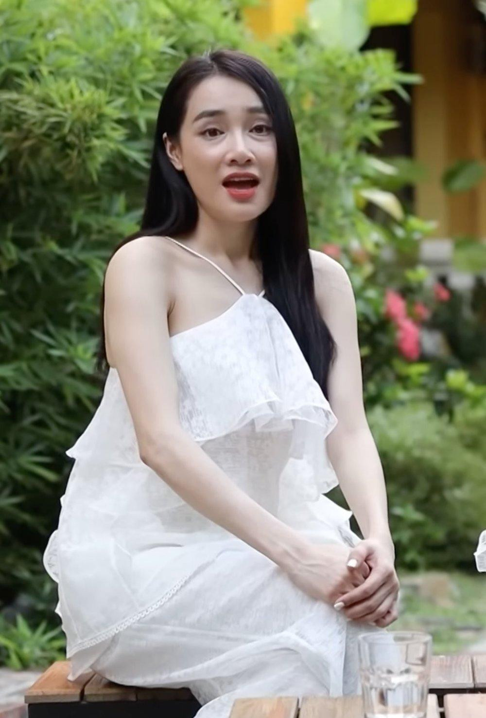 Làn da của Nhã Phương lộ dấu hiệu lão hóa trong show thực tế Làn da của Nhã Phương lộ dấu hiệu lão hóa trong show thực tế