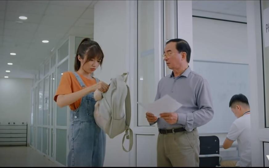 Vân Vân cũng gặp rắc rối với thẻ sinh viên