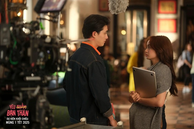 Phim còn đưa bạn chu du qua mọi miền đất nước.