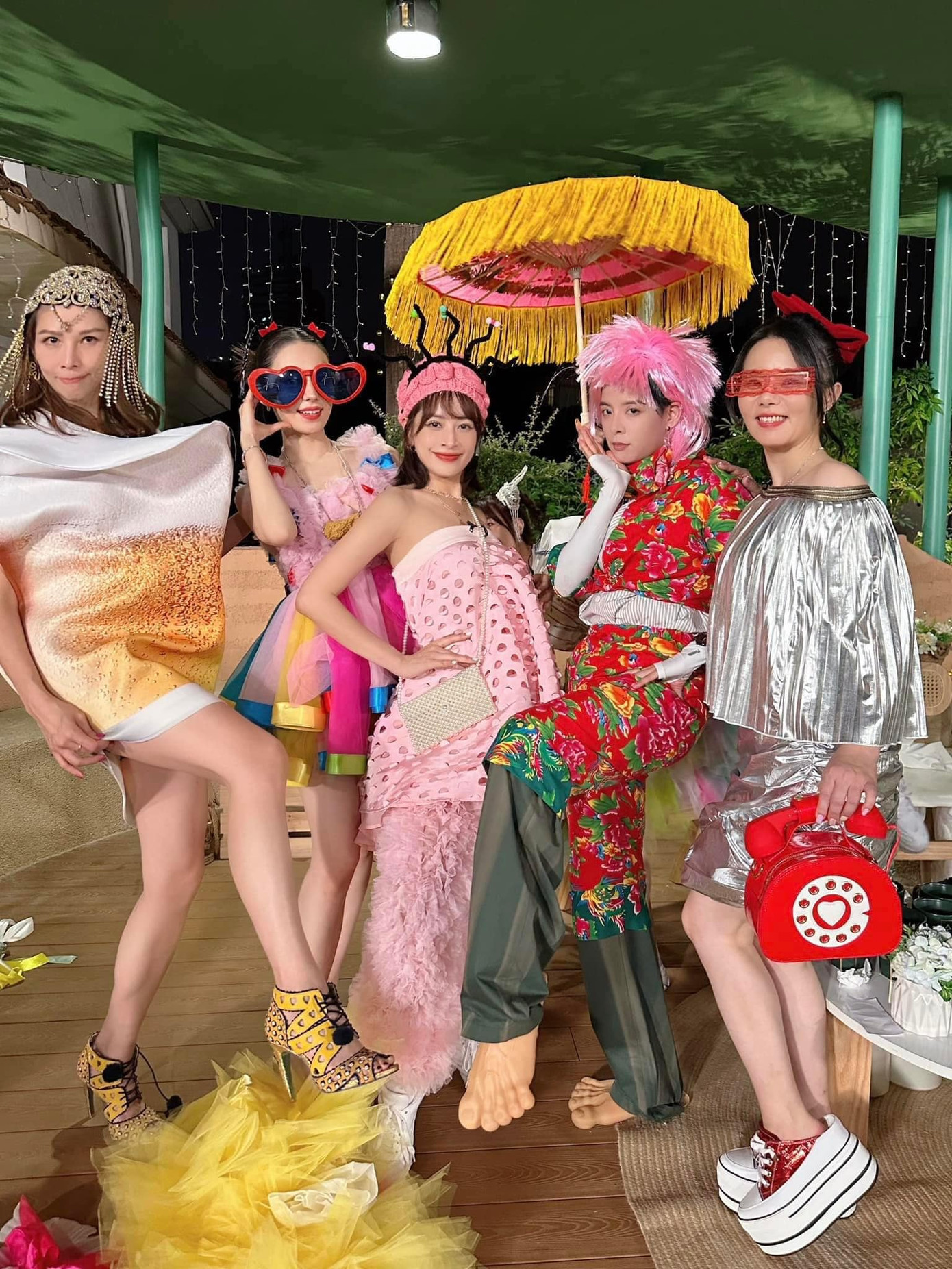 Chi Pu luôn thân thiện và nhiệt tình với mọi người. Chi Pu luôn thân thiện và nhiệt tình với mọi người.