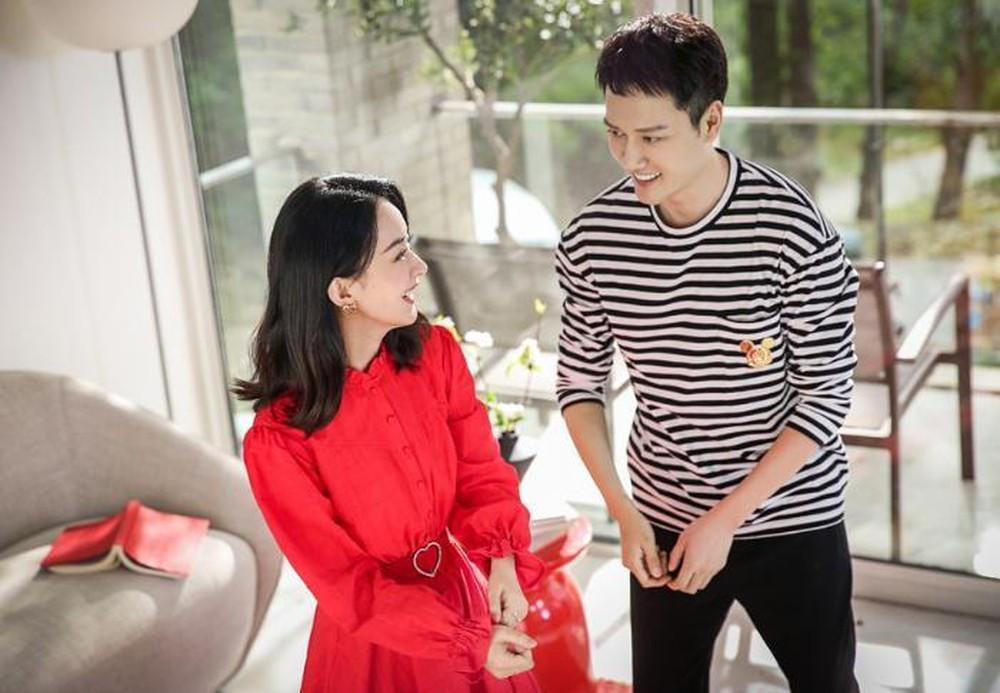 Bộ ảnh quảng cáo chung duy nhất của hai vợ chồng. Bộ ảnh quảng cáo chung duy nhất của hai vợ chồng.