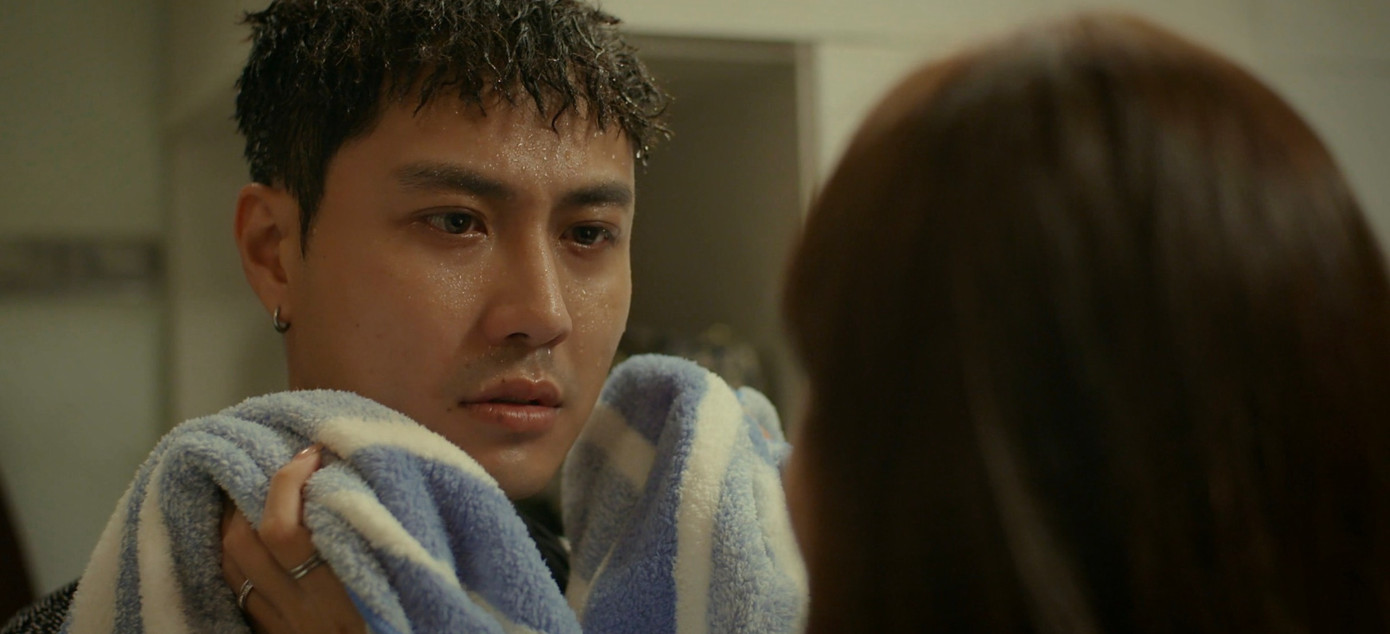 Chỉ có Danh vẫn chưa biết gì.