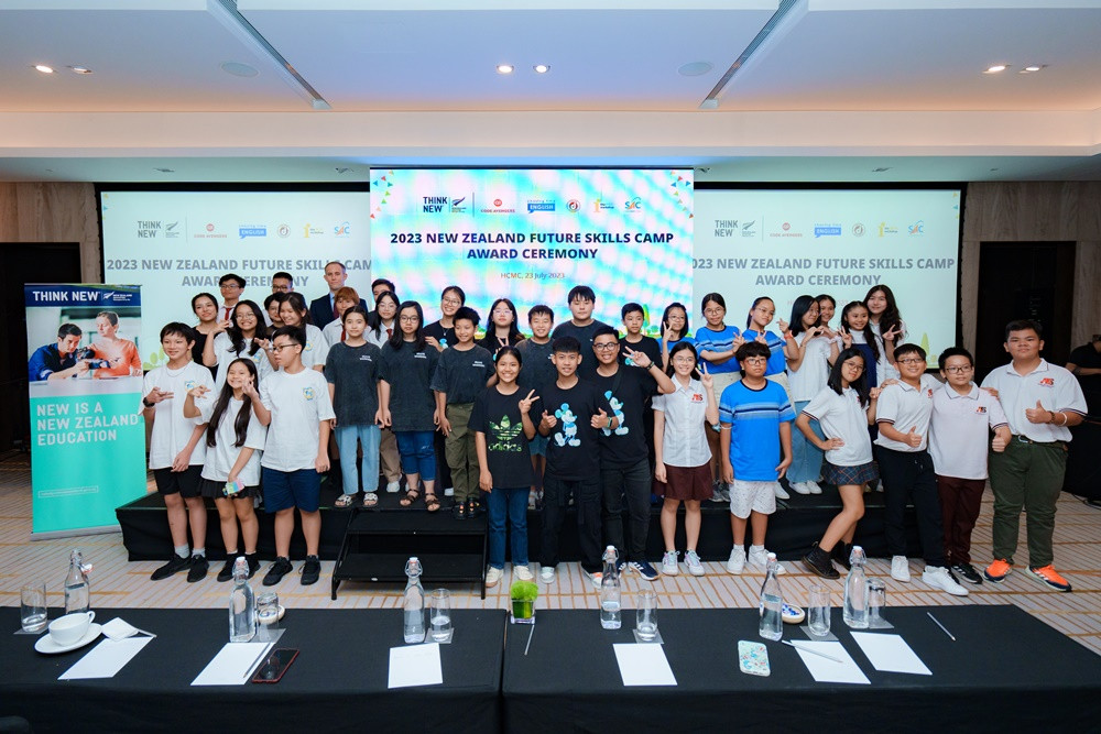 Qua các vòng thi “cân não”, các đội The Syntax Squad, Sandbox Junior Tech Club và Saigonplatypus đã trở thành đại diện Việt Nam tại đấu trường quốc tế.