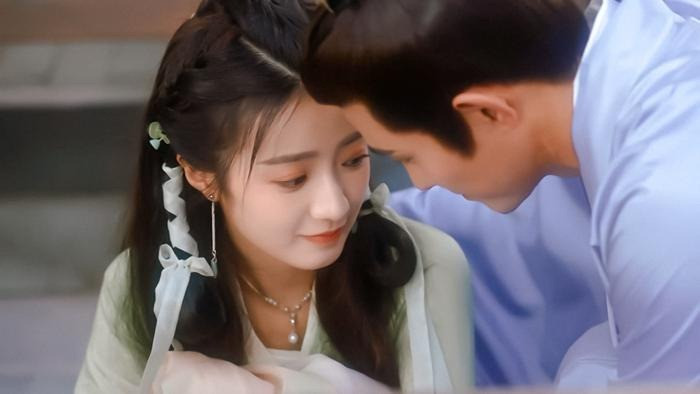 Nàng tiên nhỏ không gặp may mắn trong tình yêu. Nàng tiên nhỏ không gặp may mắn trong tình yêu.