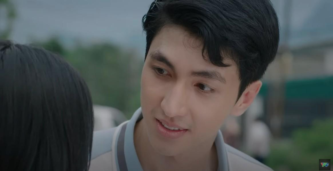 Sơn Ca luôn hạnh phúc khi ở bên Quân Sơn Ca luôn hạnh phúc khi ở bên Quân