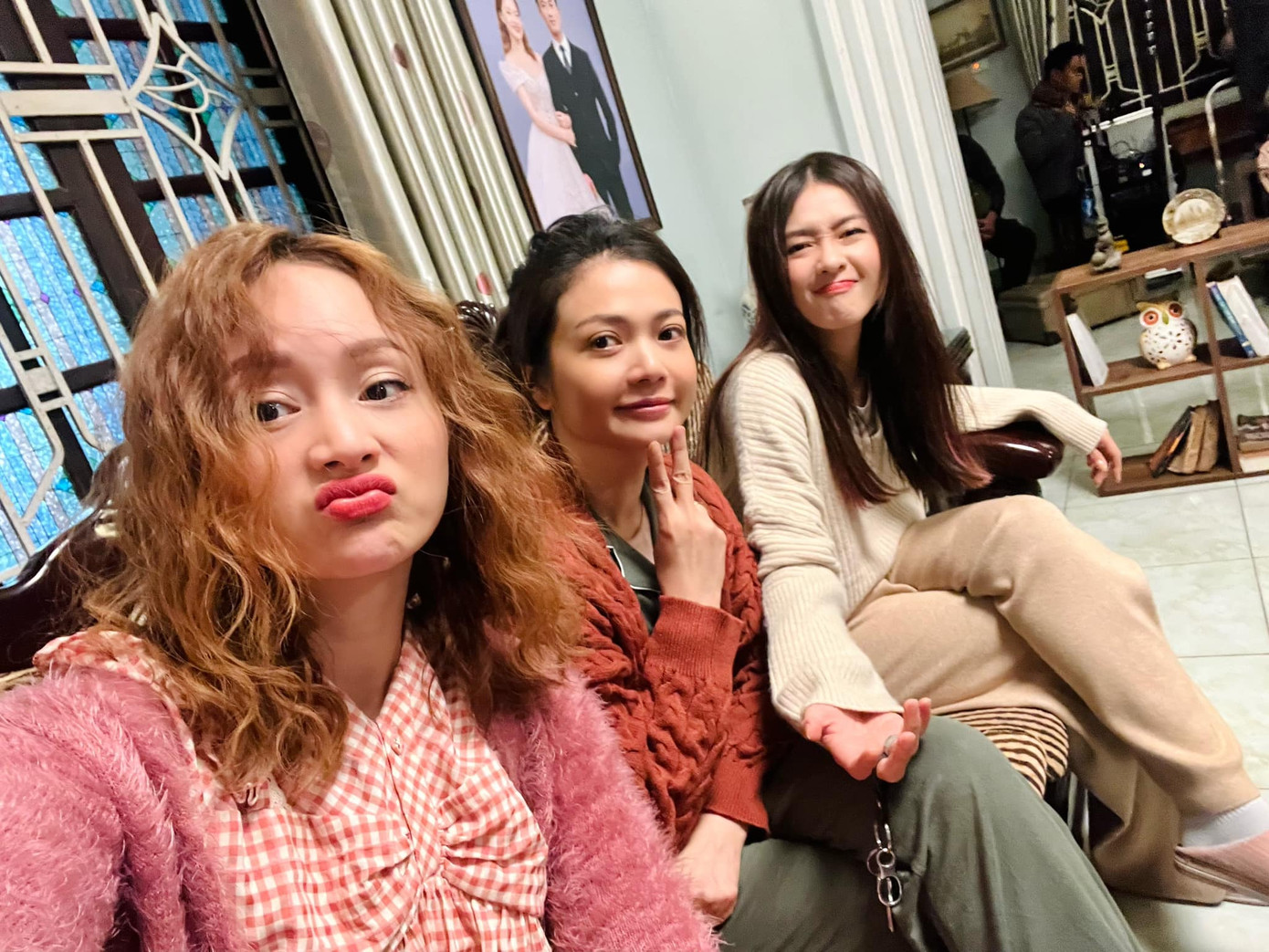 Phải chăng Trâm Anh cũng sẽ làm mẹ giống hai chị?