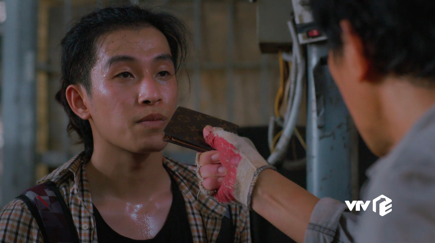 Bát gây ức chế từ khi mới xuất hiện