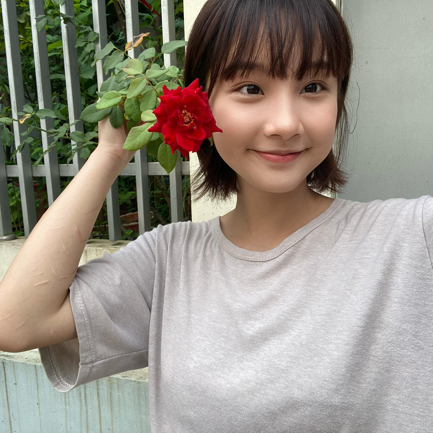 Vai Ninh "loe" được khán giả yêu thích vì tính cách thú vị, hài hước. Vai Ninh "loe" được khán giả yêu thích vì tính cách thú vị, hài hước.