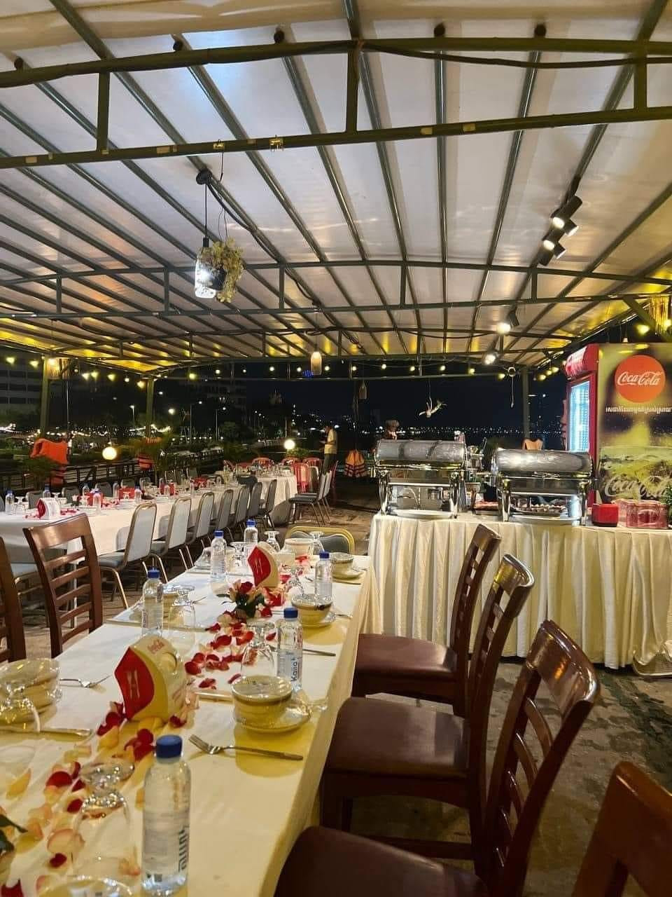 Phía Campuchia nhanh chóng đưa ra bằng chứng thanh minh. Phía Campuchia nhanh chóng đưa ra bằng chứng thanh minh.