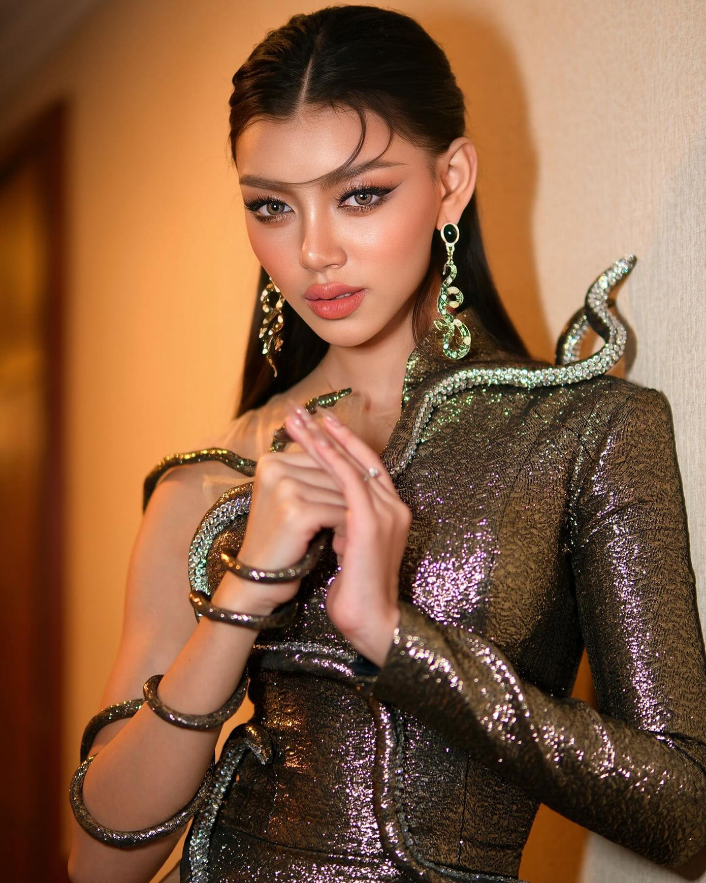 Đại diện Myanmar đang là thí sinh ồn ào nhất hiện nay.