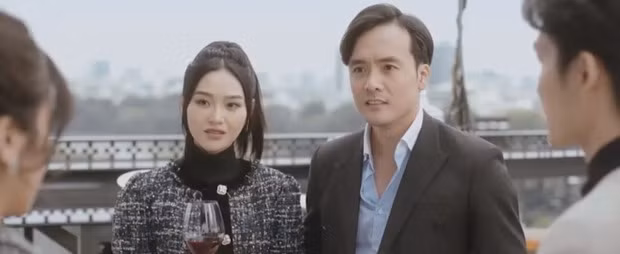 "Tình địch" của Huy hóa ra là bạn trai ngoài đời của Anh Đào.
