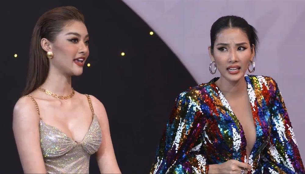 Hoàng Thùy từng chê người khác "không cùng đẳng cấp". Hoàng Thùy từng chê người khác "không cùng đẳng cấp".