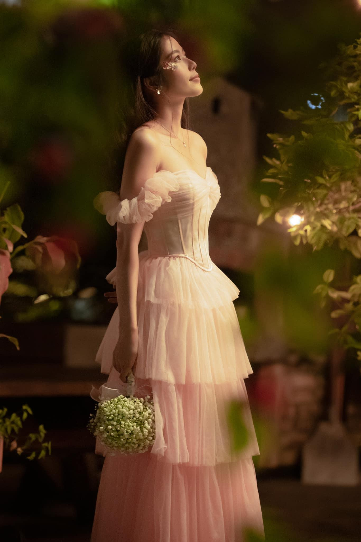 Nam Em là thí sinh được chú ý từ đầu cuộc thi Nam Em là thí sinh được chú ý từ đầu cuộc thi