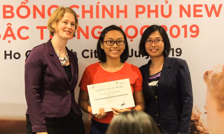 Video đầy sáng tạo của Ý Nhi cũng đã góp phần giúp cô bạn nhận học bổng NZSS 2019.