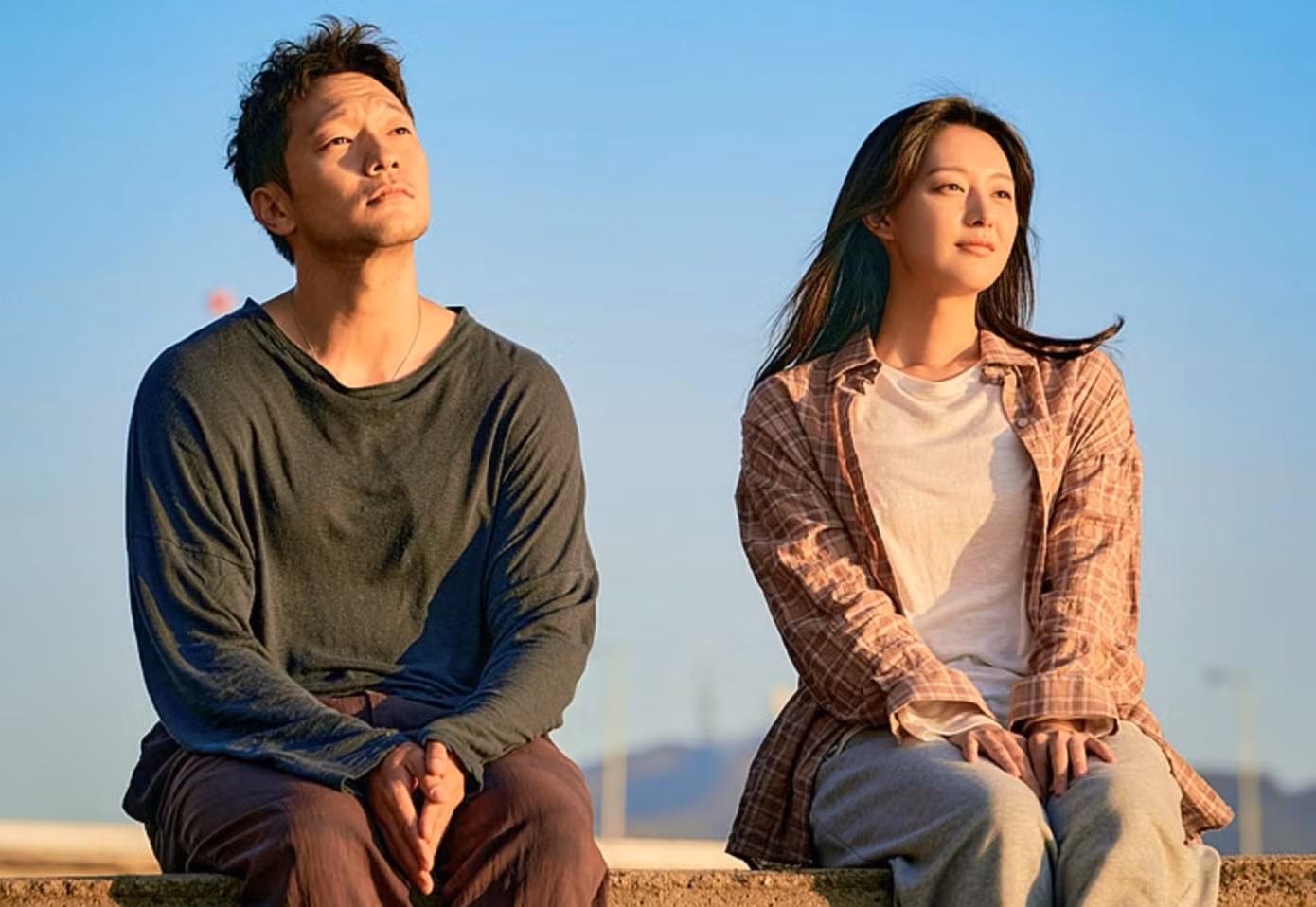 Kim Ji Won và Son Suk Ku được khen đẹp đôi.