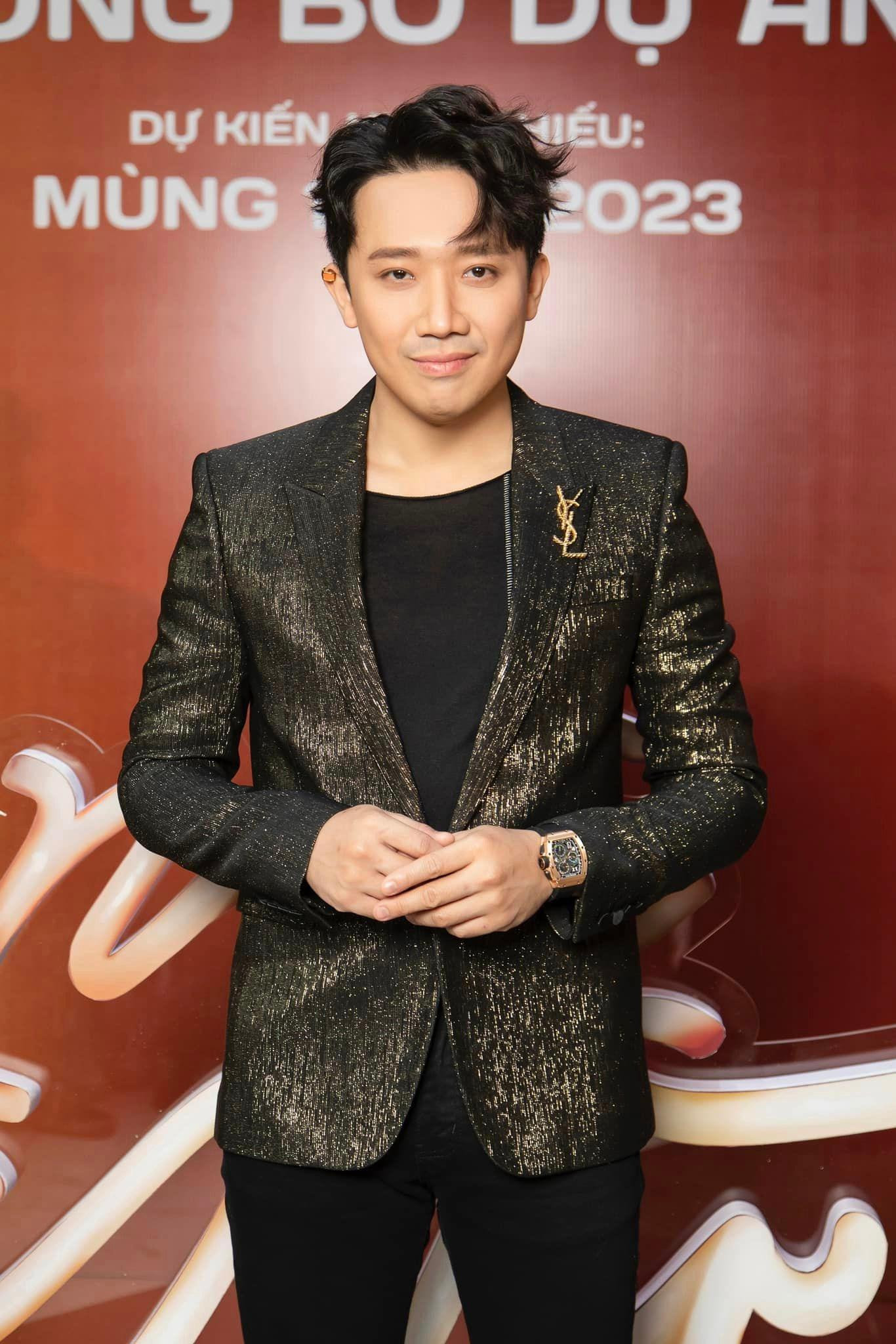 Cả Hari Won và Trấn Thành đều đang bận rộn với lịch trình riêng Cả Hari Won và Trấn Thành đều đang bận rộn với lịch trình riêng