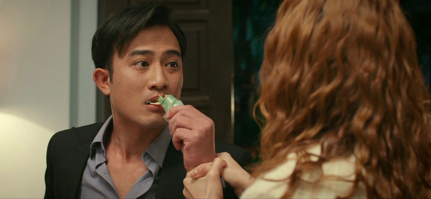 Anh đang đóng chính ở Gia Đình Mình Vui Bất Thình Lình.