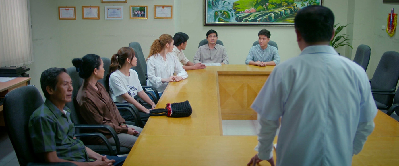 Cả nhà bèn chiều theo ý muốn của Công là chuẩn bị cho ngày anh qua đời. Cả nhà bèn chiều theo ý muốn của Công là chuẩn bị cho ngày anh qua đời.