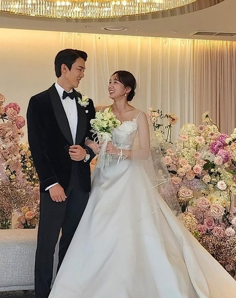 Khán giả vẫn mong phim kết thúc có hậu. Khán giả vẫn mong phim kết thúc có hậu.