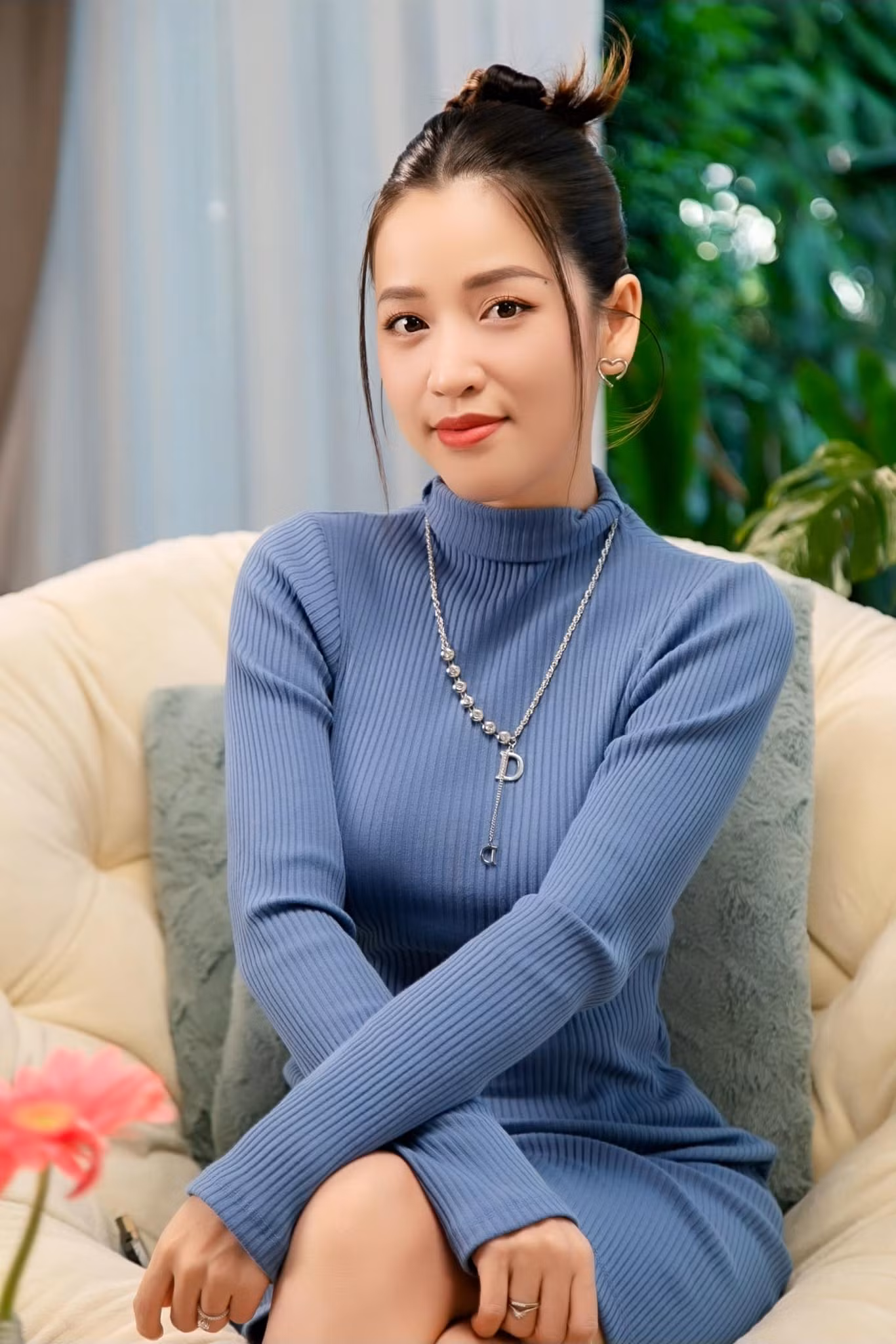 Nữ diễn viên áy náy vì đọc sai tên phim.