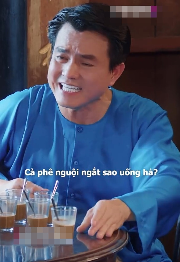 Phim có những đoạn chỉ nói về pha cà phê khiến khán giả tưởng đâu đang coi TVC quảng cáo. Phim có những đoạn chỉ nói về pha cà phê khiến khán giả tưởng đâu đang coi TVC quảng cáo.