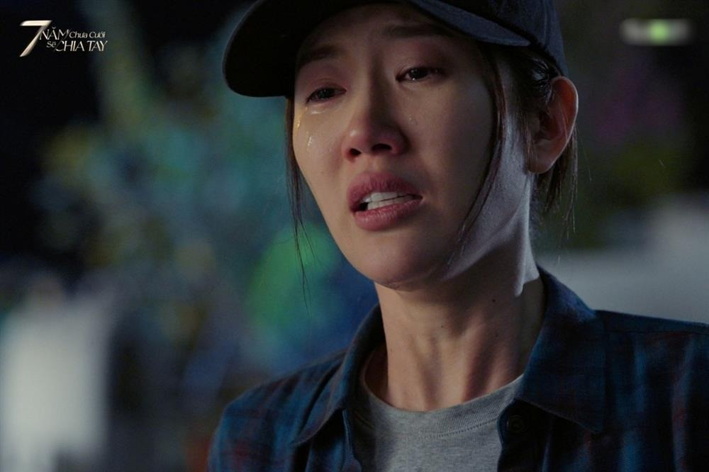 Thiên Ân khóc liên tục trong phim khiến khán giả cũng mệt dùm. Thiên Ân khóc liên tục trong phim khiến khán giả cũng mệt dùm.