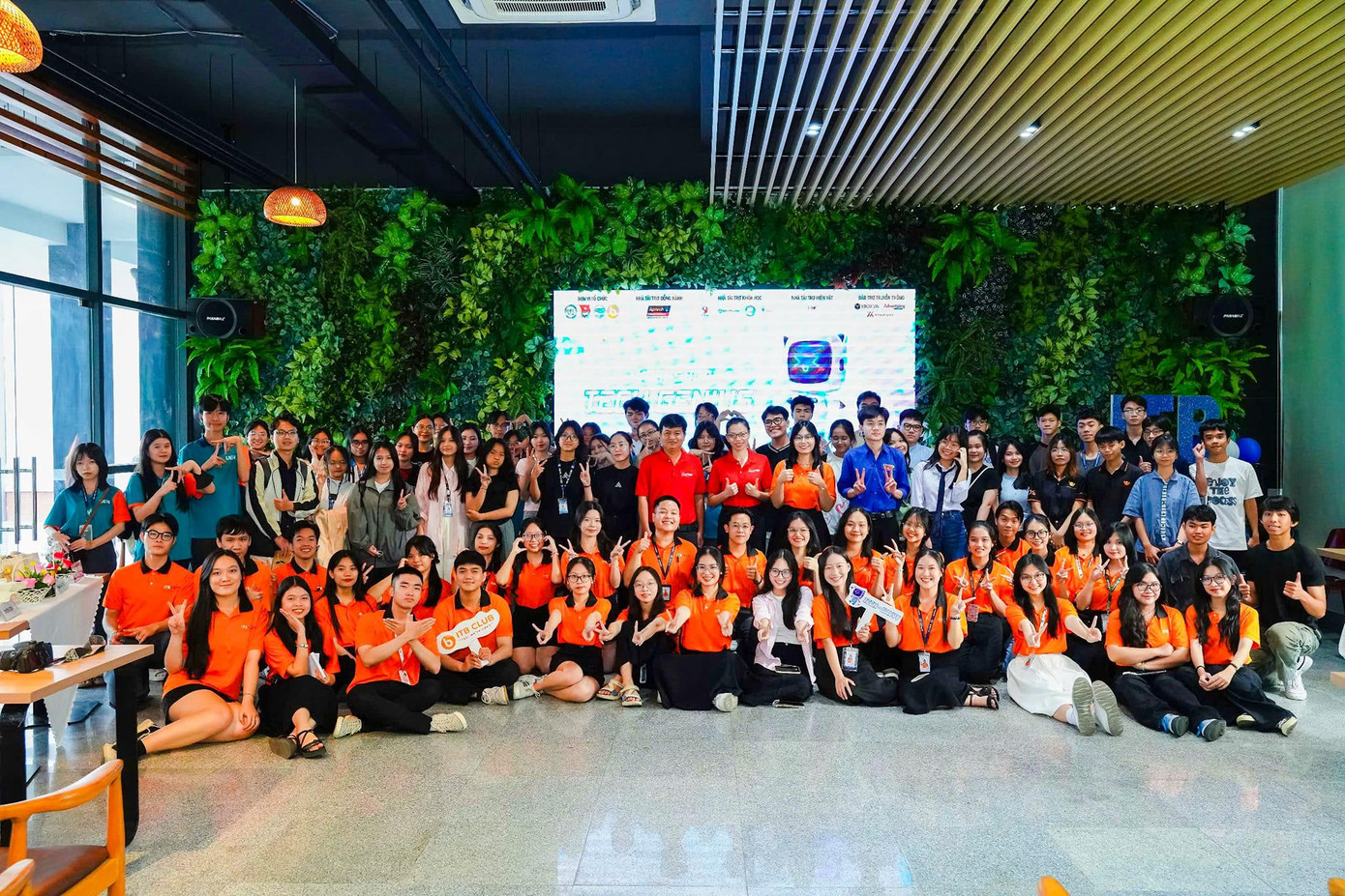 Sinh viên Aptech tham dự Workshop "Tech Genius". Sinh viên Aptech tham dự Workshop "Tech Genius".