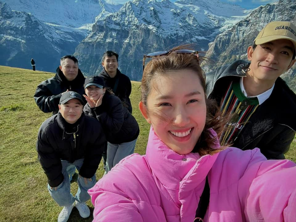 Bức ảnh của Võ Cảnh khiến mọi người hi vọng cả hai đã làm lành. Bức ảnh của Võ Cảnh khiến mọi người hi vọng cả hai đã làm lành.