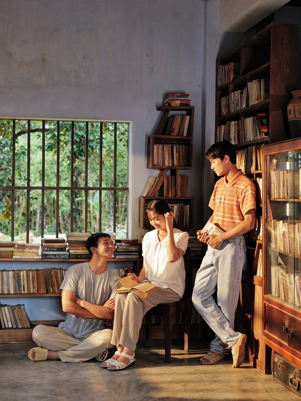 Phim sẽ kể lại câu chuyện theo góc nhìn của 3 người. Phim sẽ kể lại câu chuyện theo góc nhìn của 3 người.