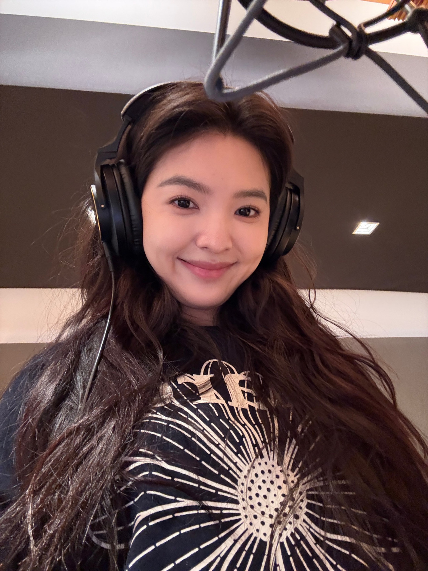 Hiện tại, Chương Nhược Nam được khen xinh đẹp hơn cả phim. Hiện tại, Chương Nhược Nam được khen xinh đẹp hơn cả phim.