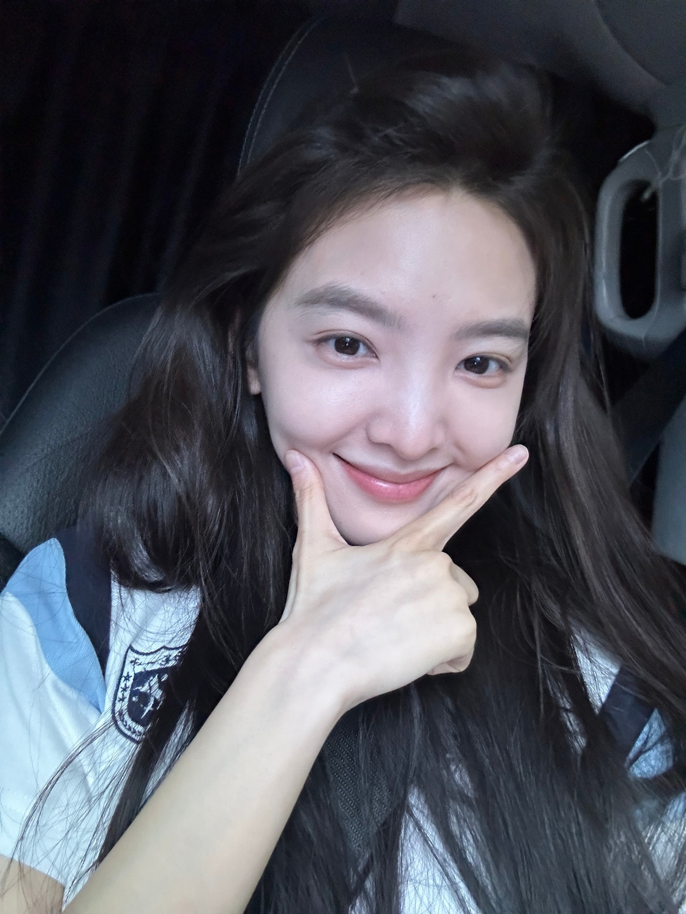 Hiện tại, Chương Nhược Nam được khen xinh đẹp hơn cả phim. Hiện tại, Chương Nhược Nam được khen xinh đẹp hơn cả phim.