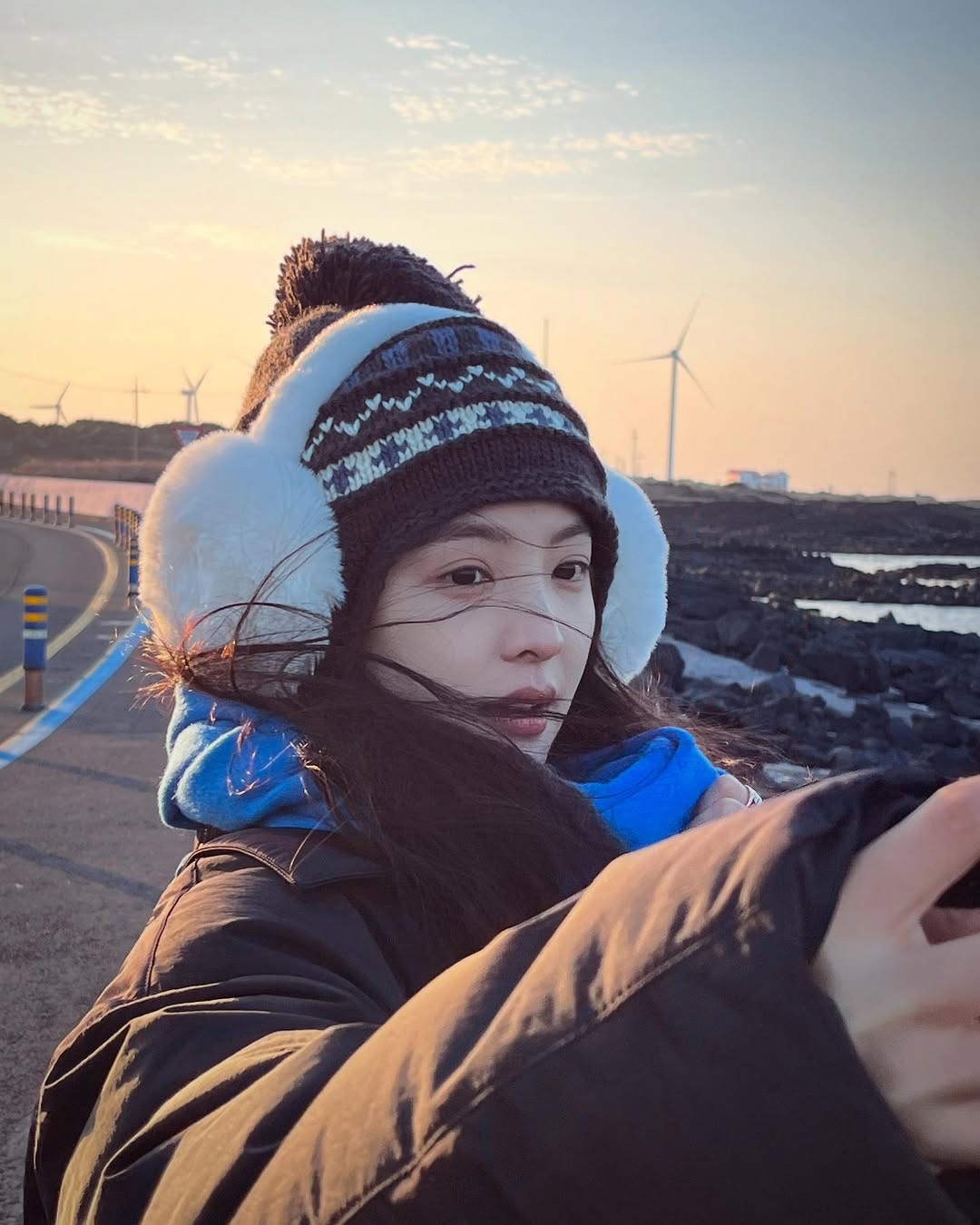 Chương Nhược Nam trong chuyến đi đảo Jeju mới đây. Chương Nhược Nam trong chuyến đi đảo Jeju mới đây.