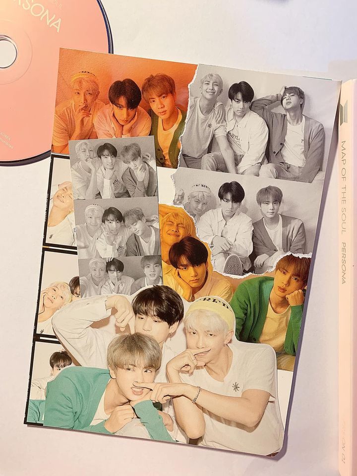 Các miếng bảo vệ Binder được trang trí như tạp chí. Các miếng bảo vệ Binder được trang trí như tạp chí.