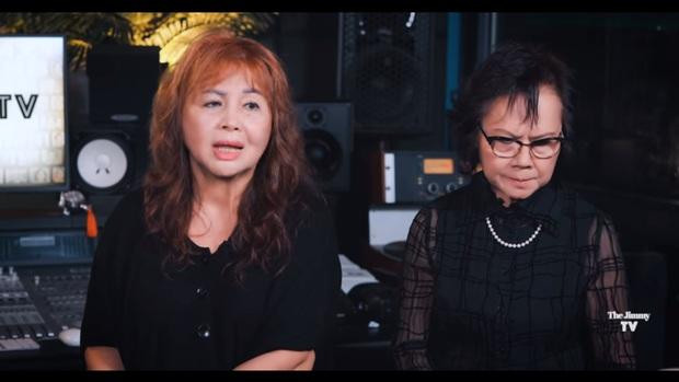 Mẹ ruột ca sĩ Kim Ngân (bên trái). Mẹ ruột ca sĩ Kim Ngân (bên trái).