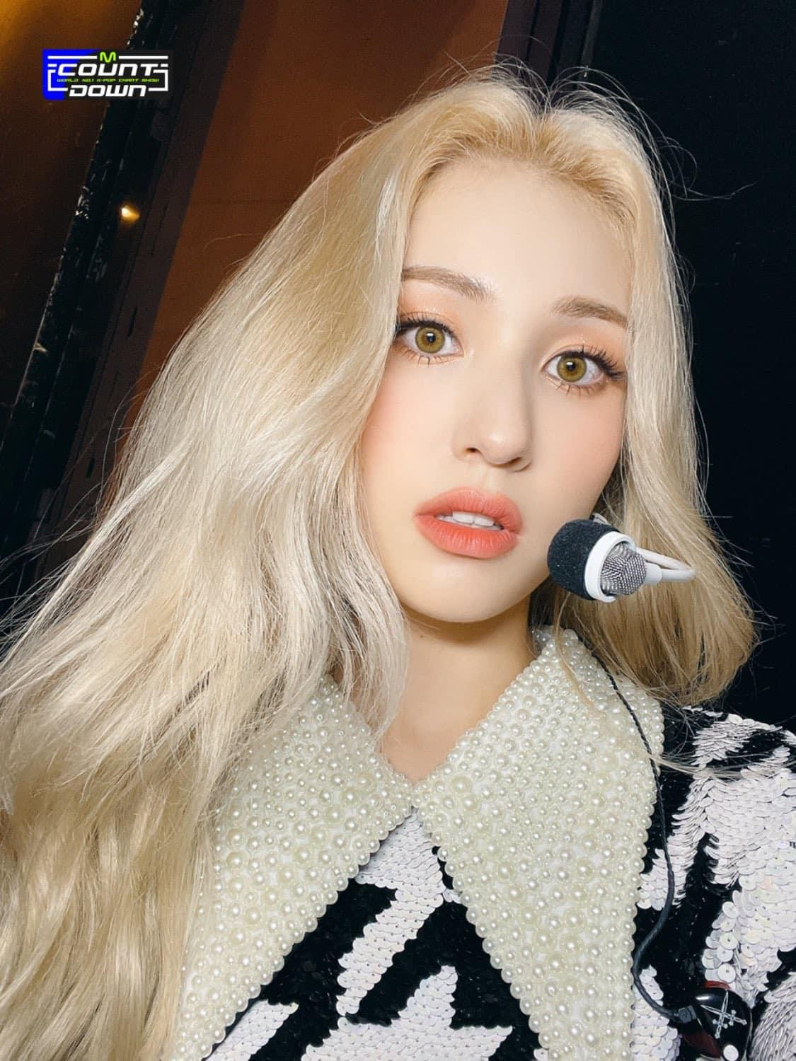 Somi đã từng tự cắt tóc khiến stylist phát hoảng