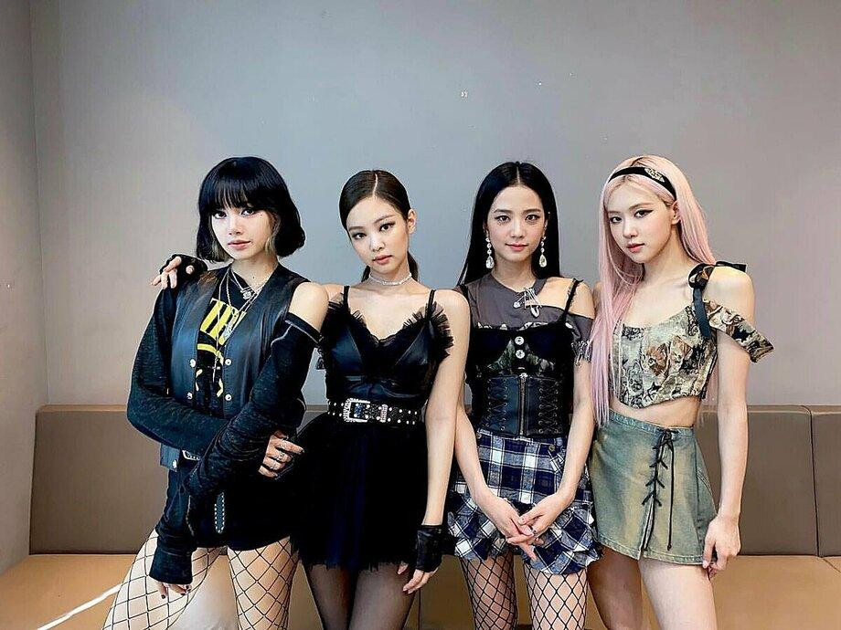 Đồ diễn của BLACKPINK được sáng tạo rất khéo léo