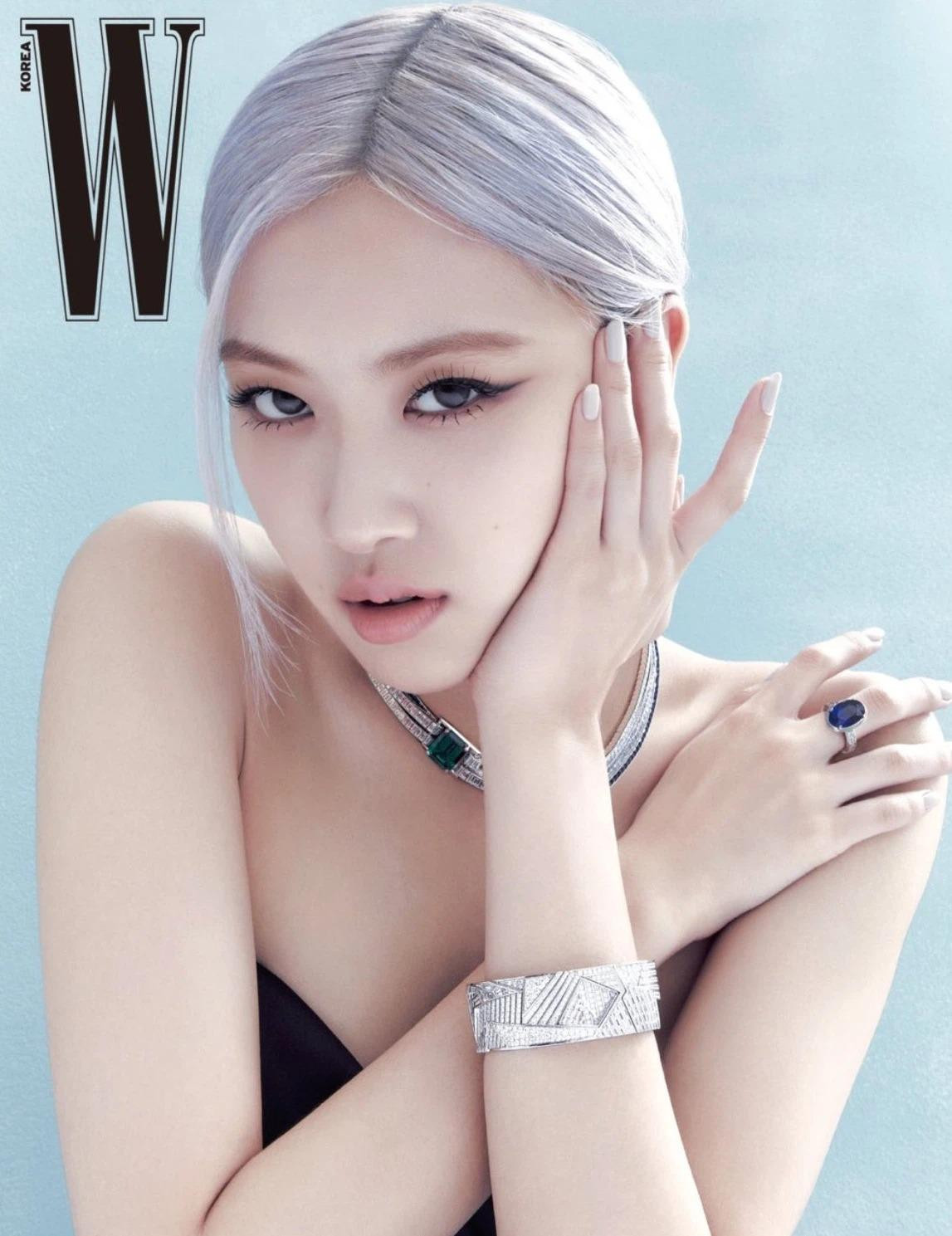 Rosé là con cưng của Tiffany & Co. từ cả năm nay Rosé là con cưng của Tiffany & Co. từ cả năm nay