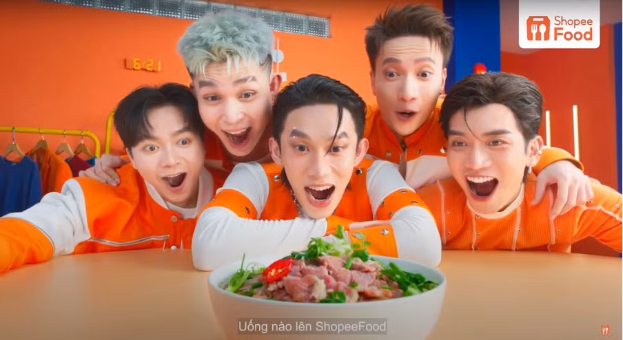 Gu ẩm thực của các chàng trai B.O.F cũng là điều “bí ẩn” khiến fan tò mò.