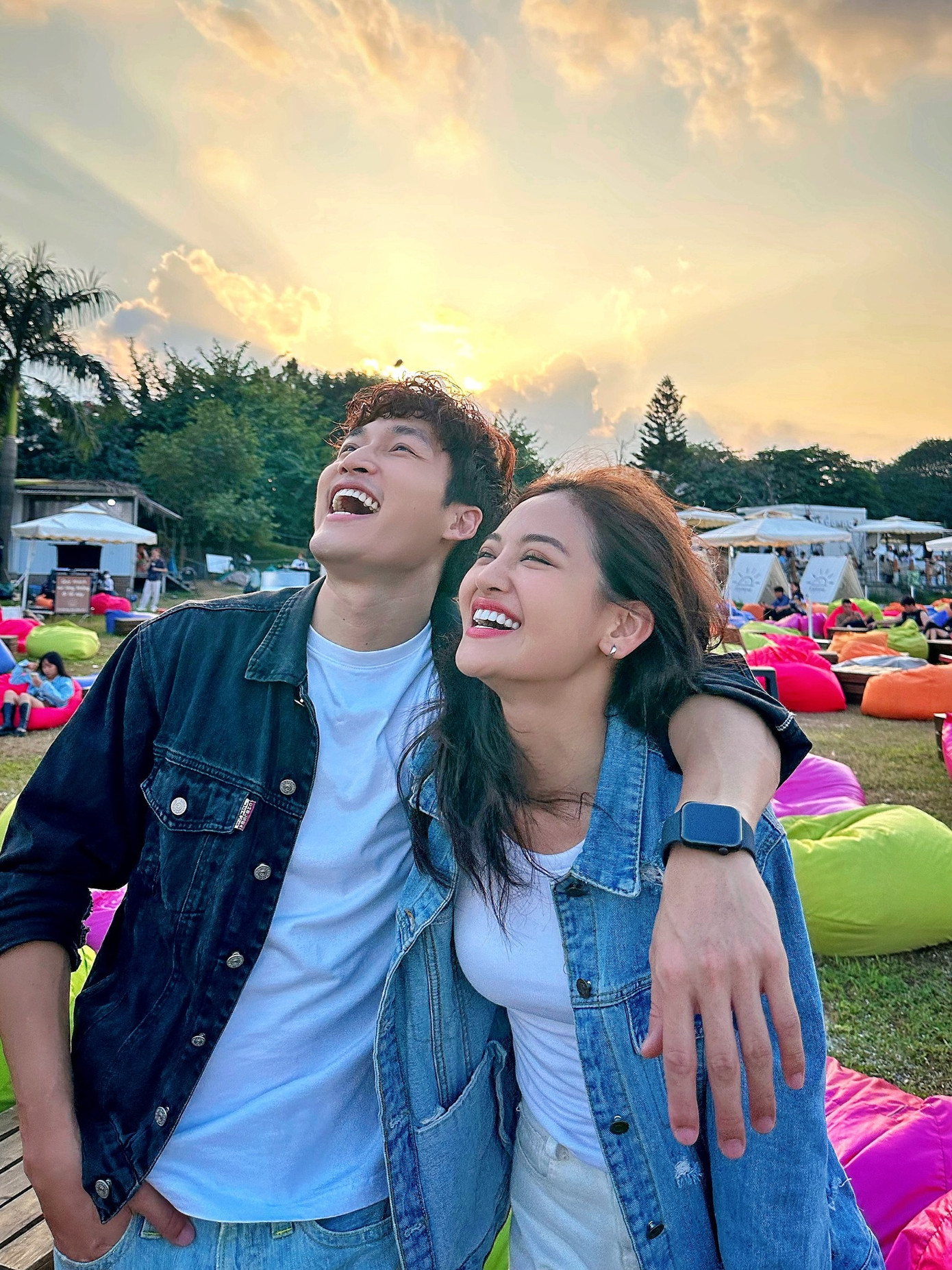 Thùy Anh tiết lộ hai người rất thân thiết. Thùy Anh tiết lộ hai người rất thân thiết.