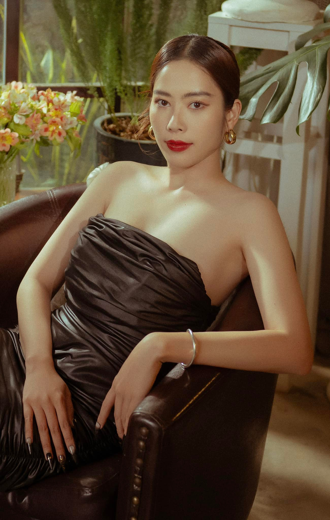 Cô tự nhận hợp làm ca sĩ hơn là diễn viên.