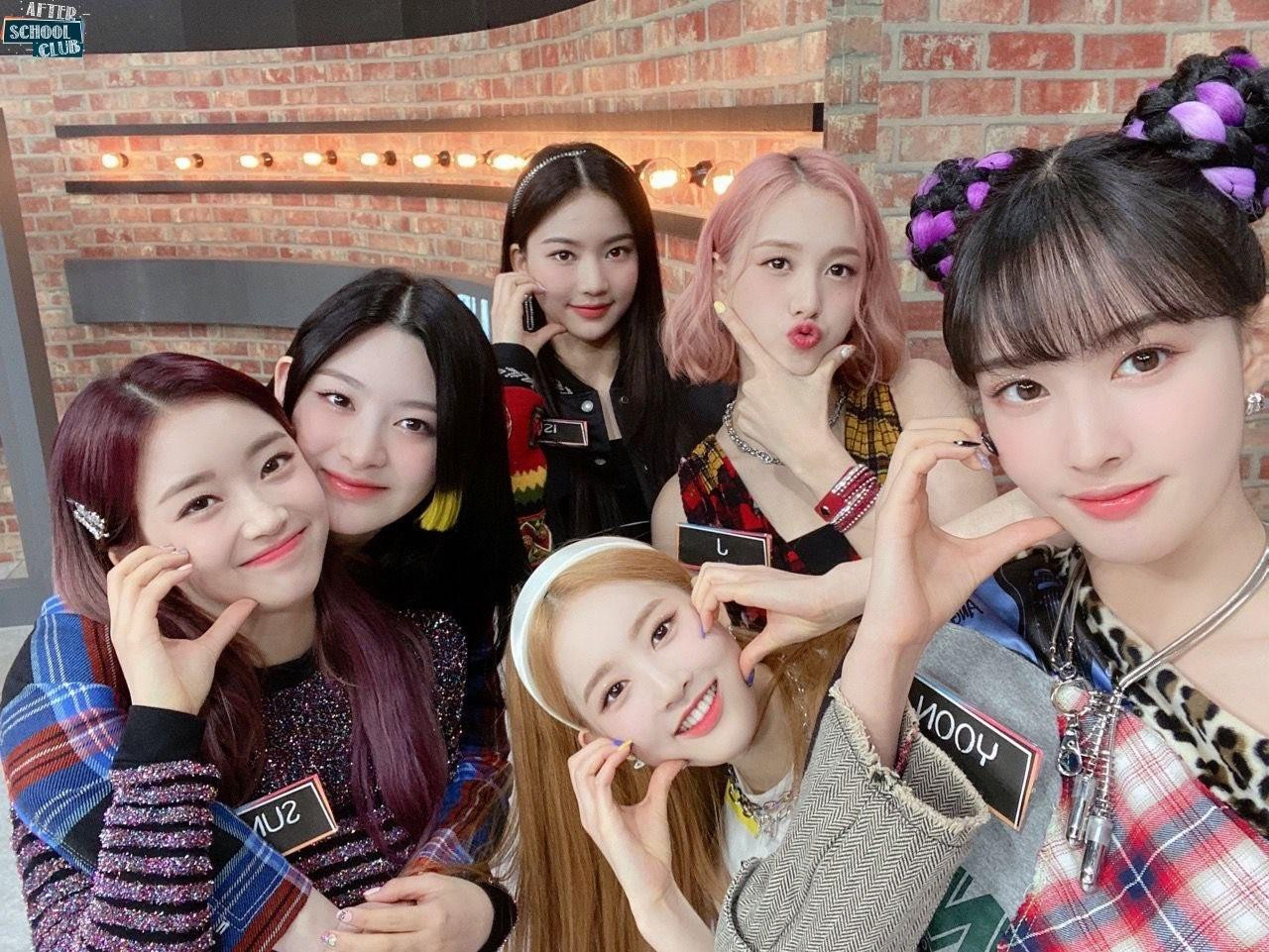 STAYC bất ngờ lọt vào Top 5