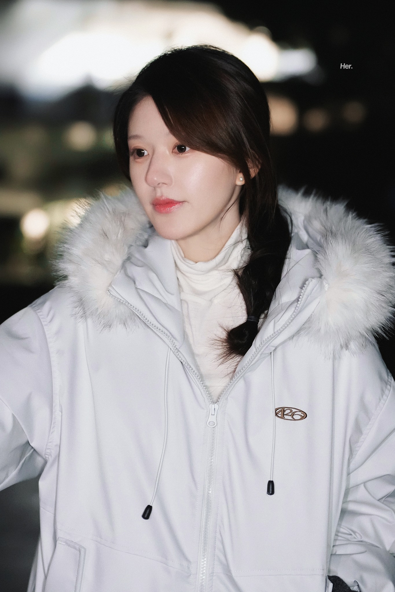 Nữ diễn viên đang tập phục hồi chức năng.