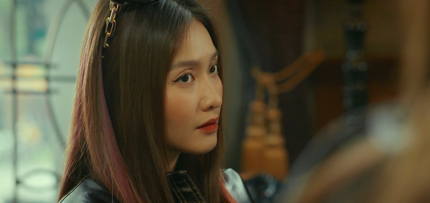 Hà và Trâm Anh phối hợp cực ăn ý Hà và Trâm Anh phối hợp cực ăn ý