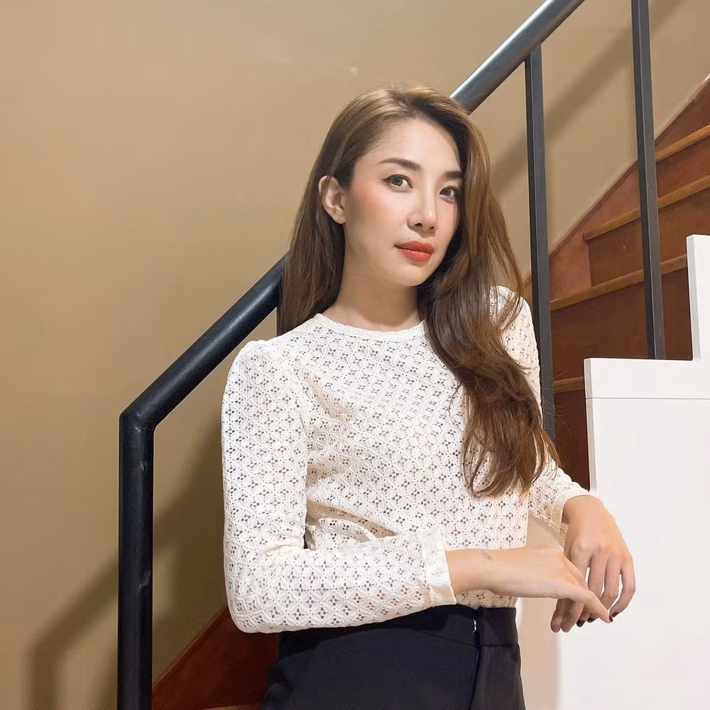 Cô gái sắc sảo này sẽ là người thứ ba xen vào chuyện tình Trang, Duy chăng? Cô gái sắc sảo này sẽ là người thứ ba xen vào chuyện tình Trang, Duy chăng?