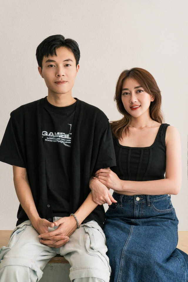 Hai người không ngừng kể xấu đối phương khiến netizen không biết nên tin ai. Hai người không ngừng kể xấu đối phương khiến netizen không biết nên tin ai.