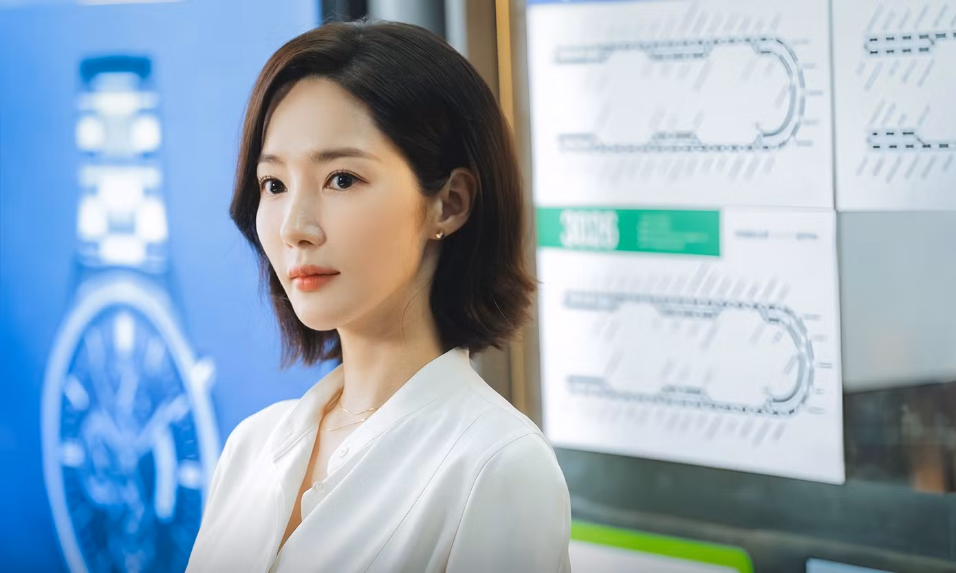 Park Min Young lao đao vì scandal yêu đại gia tiền ảo.